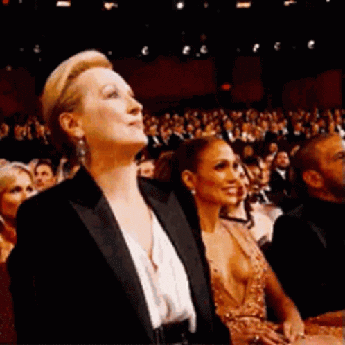 Standing Ovation GIF - Standing Ovation - Discover & Share GIFs